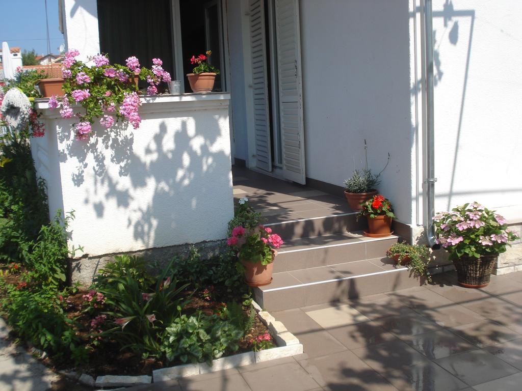 Apartment Lambasa Vodice Exterior foto